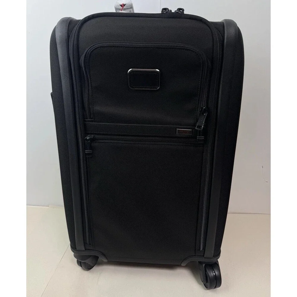 Tumi Alpha 3 International Expandable 4 Wheeled CarryOn Spinner Suitcase Luggage